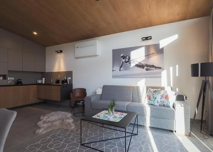 CHALEYOTT Mountain Apartements